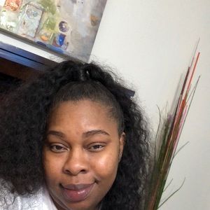 Meet your Posher, Sequilla